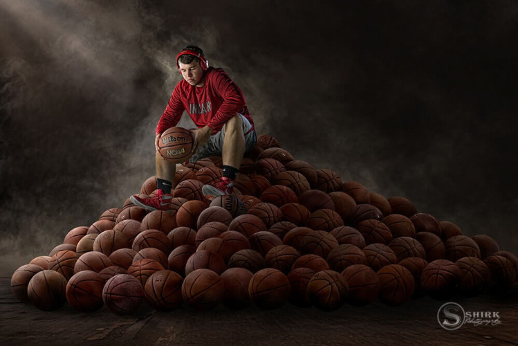 Shirk-Photography-Iowa-Senior-Guy-Portraits-Creative-Basketball-Hoop